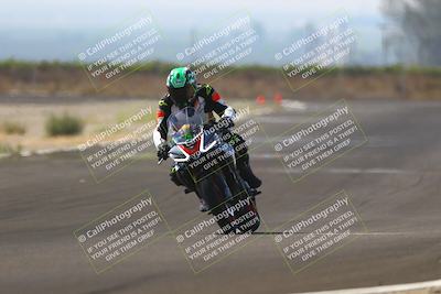 media/Sep-20-2025-TrackDaz (Sat) [[27f0cde673]]/C Group/240pm (Turn 9)/